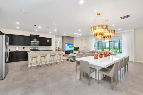 Kitchen, Many Themes For Everyone 10 Huge Bedrooms! villa in Hunters Creek