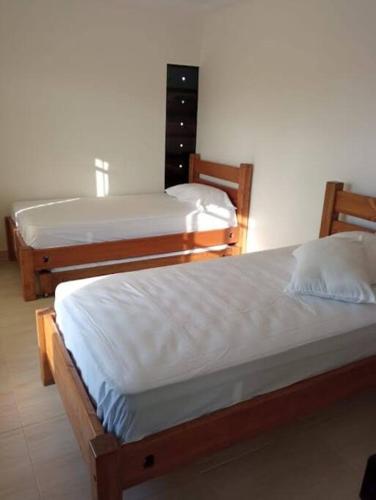 Casa Campestre Ibague con piscina - capacidad 15 personas