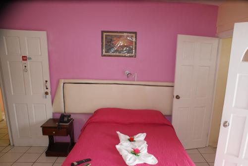 Guestroom, Stephanie's Apartments Ltd. in Gros Islet