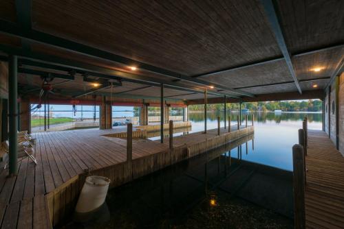 Whiskey River Cottages formerly Seaway Slips in Cape Vincent (NY)