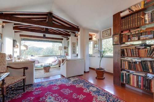 5 bedrooms villa with private pool enclosed garden and wifi at Firenze - image 3