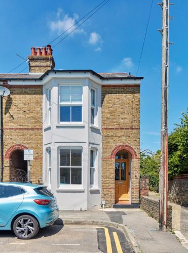 House on Beaconsfield by Coaste - spacious seaside home perfect for relaxing with friends or family, Deal (Foto 8)