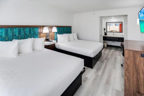 Blu Atlantic Hotel & Suites - image 13