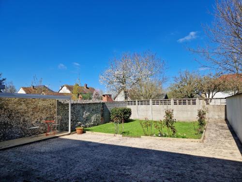 Maison 6 personnes avec jardin et véranda " Les chicoufs "