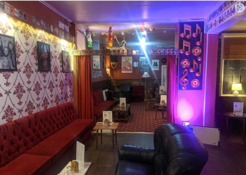 The Albert Hotel - image 14