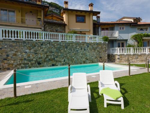  Glicini - country chic flat with breathtaking view, Unterkunft in Parzanica