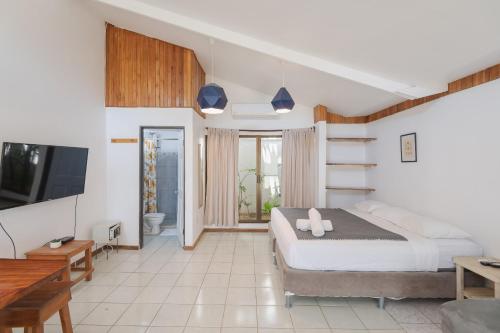 Facilities, Maoritsio Garden Studios in Santa Teresa