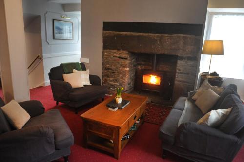 Ty Helyg Guest House - image 12