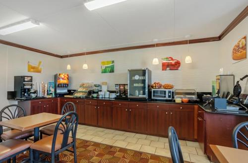 Quality Inn Enola - Harrisburg