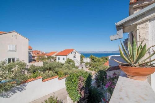 Family-friendly apartments with swimming pool Supetar Brac - 16774 - image 3