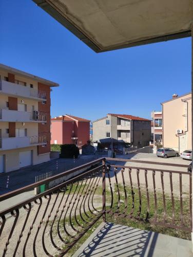 One-Bedroom Apartment with Balcony image 1