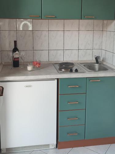 One-Bedroom Apartment with Balcony image 3