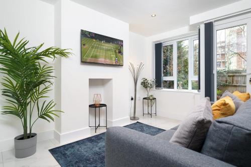 Boutique Flat near O2 & Excel, Лондон