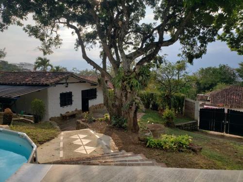 La Cabaña Socorro (La Cabana Socorro) in Socorro