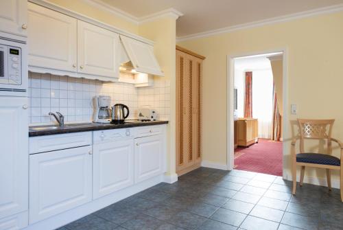 Aparthotel Kühlungsborn, Villa am Konzertgarten Room Type - Family Room Inland Facing (2 Adults + 4 Children)