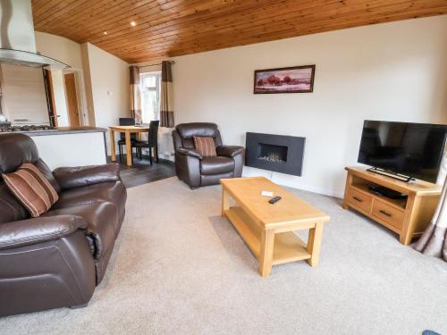Oak Lodge Shrewsbury - image 8