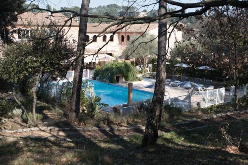 Logis Hostellerie De L'Abbaye