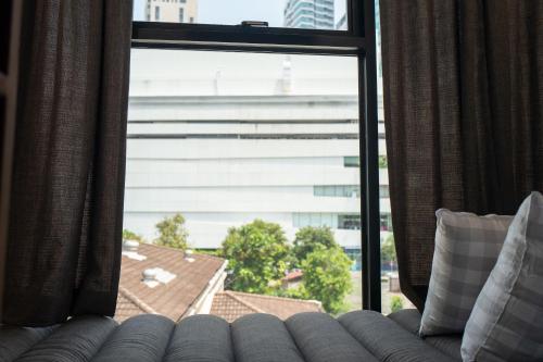 Bed in 6-Bed Mixed Dormitory Room image 9