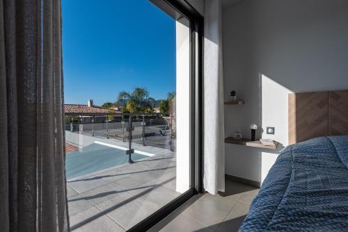 Afa, proche d Ajaccio, Magnifique Villa 4 pers avec Piscine privée et vue montagne