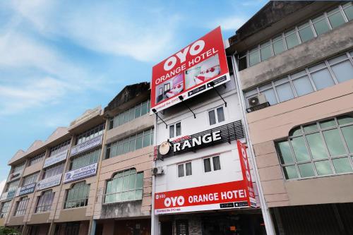 OYO 90296 Red Orange Hotel Port Klang