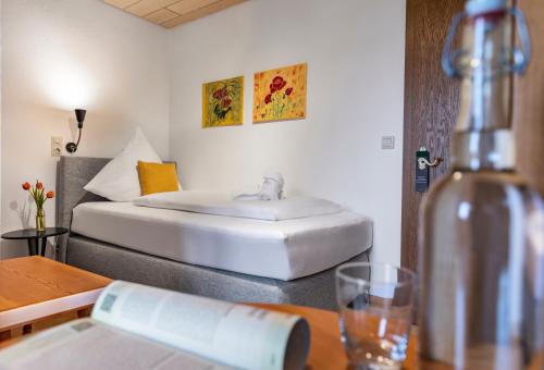 1 twin bed