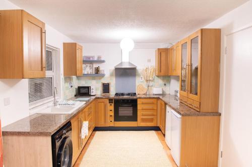 廚房, Bakerville Stays - Home in Osier - 3 Bed in 其他地區