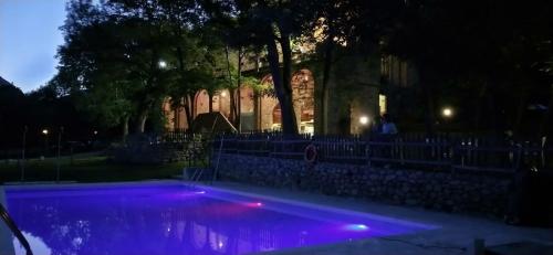 Zwembad, Càmping - Bungalows La soleia d'Oix (Camping - Bungalows La soleia d'Oix) in Montagut i Oix