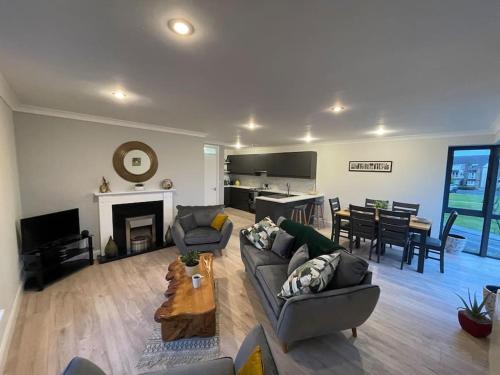 Apartment , Centre Carrick-On-Shannon