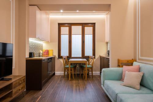 Charming Pastel 1BD Flat in The Heart of Sofia by Flat Mаnager, Sofia (Foto 5)