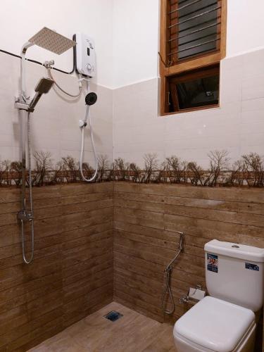 Deluxe Double Room (2 Adults + 1 Child) image 7
