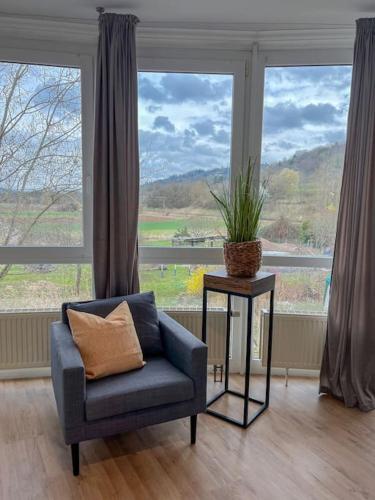 02 Modernes Apartment mit Balkon, Parkplatz und Smart Tv bis zu 10 Personen in Weinstadt, Deutschland