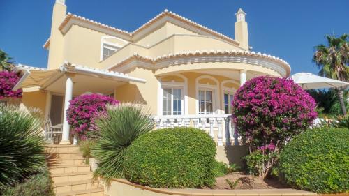 ทัศนียภาพภายนอกโรงแรม, Casa Mandalin in เซสมาเรียส