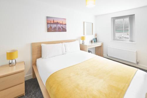 Host & Stay - Bridge House Court Apartments