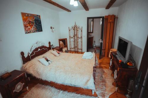 1 queen bed