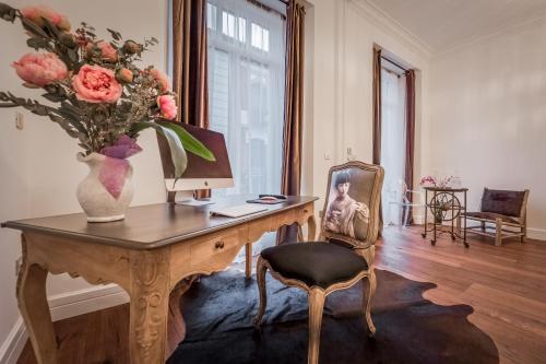 Purple Dog Suites - image 7