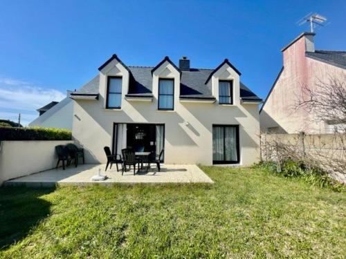 Villa Quiberon, 5 pièces, 8 personnes - FR-1-478-172 - Location, gîte - Quiberon