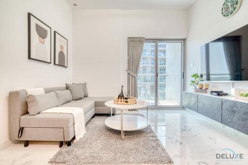 Classic 1BR at MAG 510 Dubai South by Deluxe Holiday Homes, Dubai