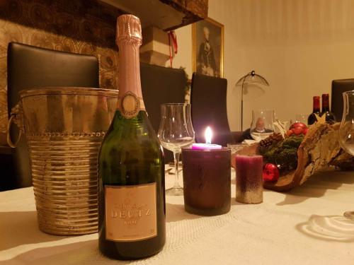 Château de l'Epinay - Domaine du Marquis de Lafayette (Chateau de l'Epinay - Domaine du Marquis de Lafayette) in โลช