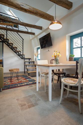 Iekārtas, Stüble Loft (Stuble Loft) in Magyarlukafa