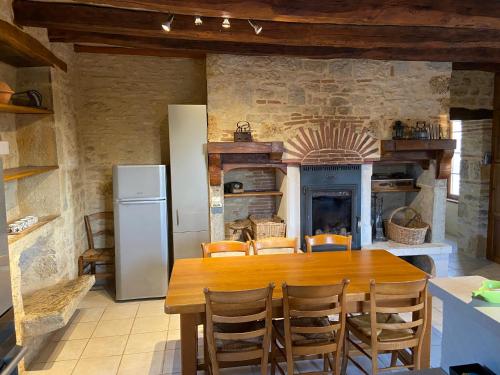 Iekārtas, Notre petite maison dans la prairie in Saint-Germain-du-Bel-Air