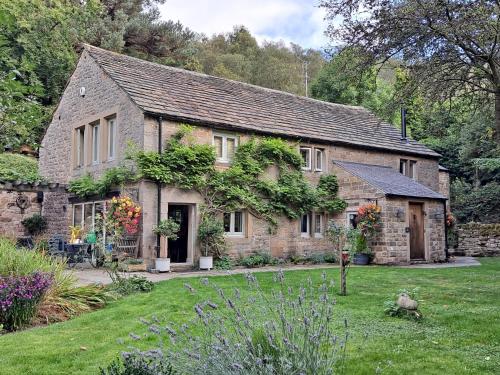 Robin Hood Farm B&B - Accommodation - Baslow