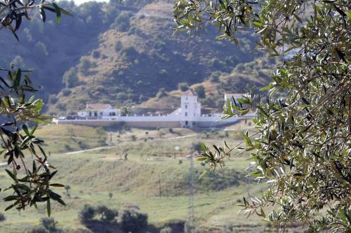 Castle Tower ground floor apartment in rural holiday park 'Cezanne'