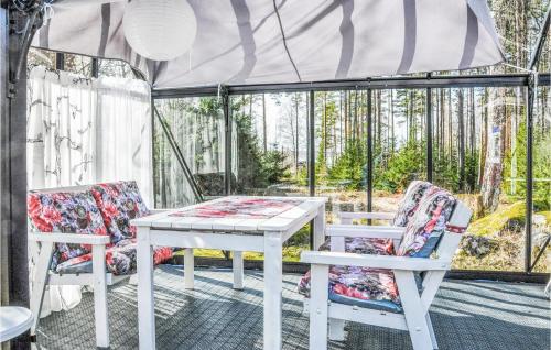 Exterior view, 1 Bedroom Lovely Home In Kristinehamn in Nybble