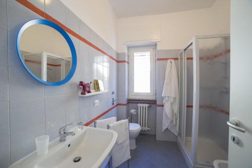Two-Bedroom Apartment image 7