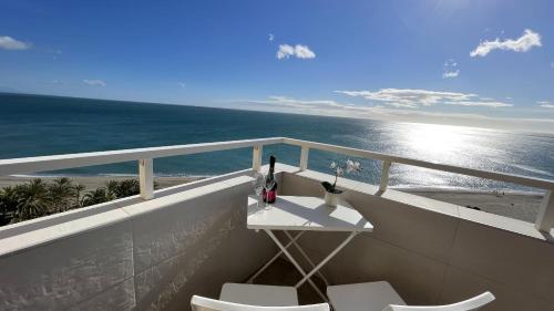 Apartment with Sea View image 5
