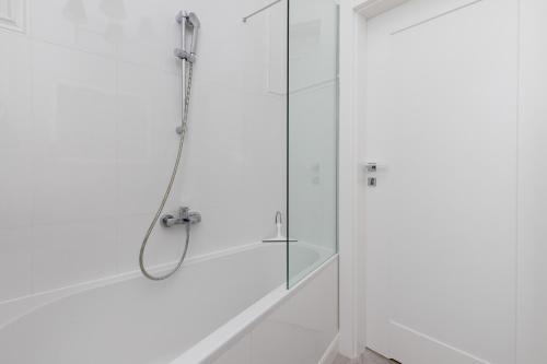 Three-Bedroom Apartment image 8