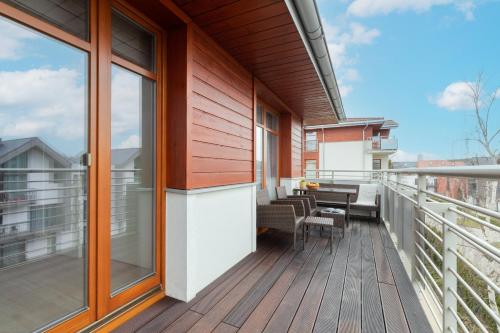 Three-Bedroom Apartment image 5