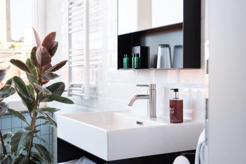 塔迪尼艺术酒店