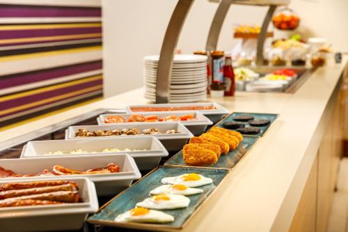 Mercure Sheffield Parkway - image 4