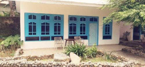 The Village Inn Rua Beach in ซัมบา ไอส์แลนด์